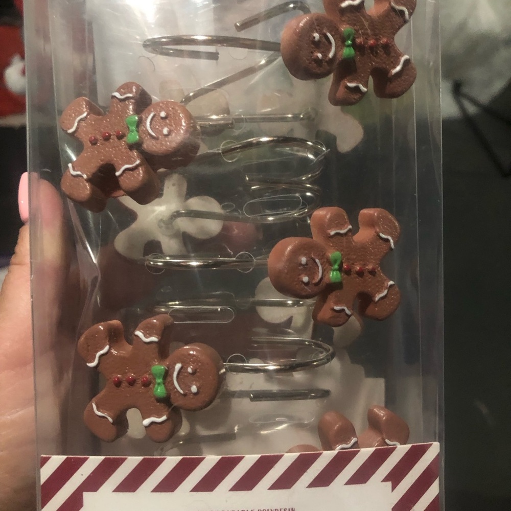 ‼️ Gingerbread men shower curtain hooks